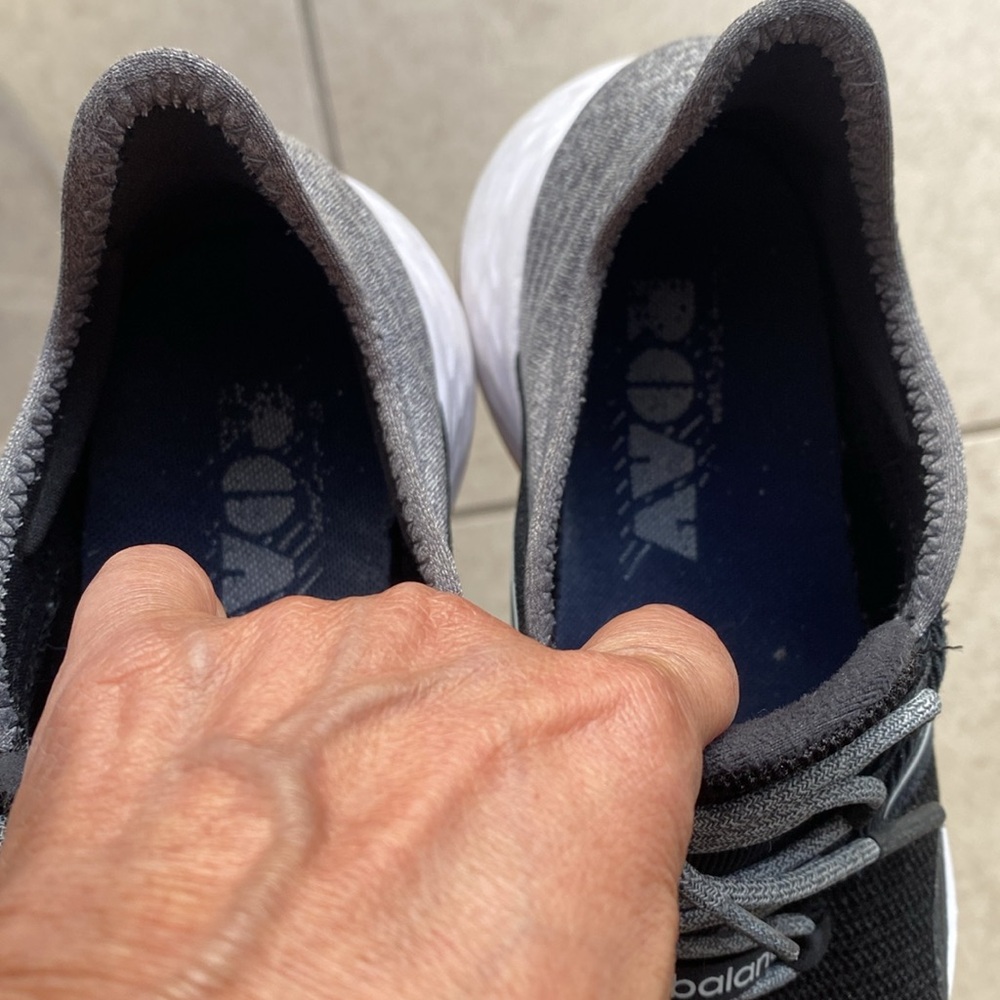 New Balance sneakers - Picture 5 of 11